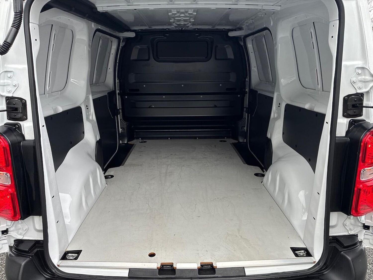 Used Vauxhall Vivaro 2025 for sale - 78039331: Photo 17