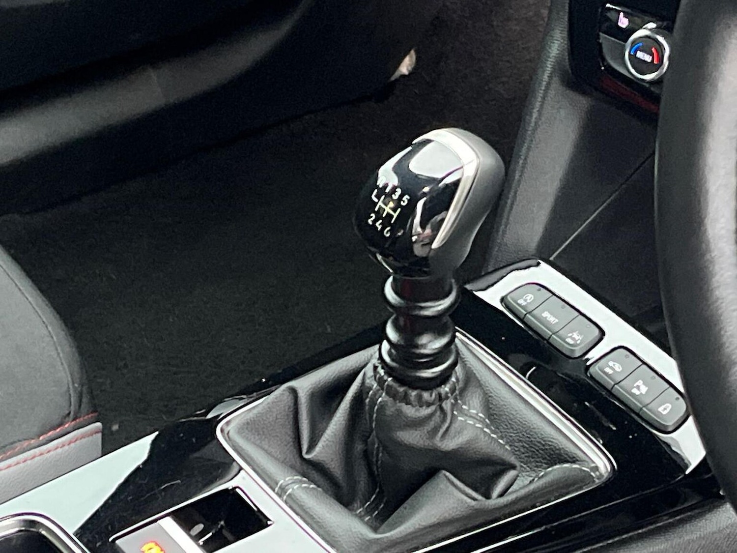 Used Vauxhall Mokka 2022 for sale - 76986978: Photo 13