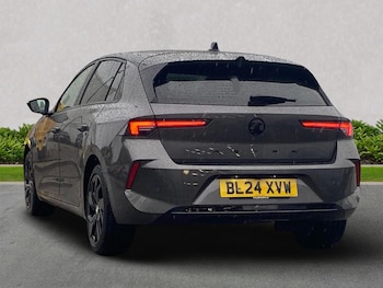 Used Vauxhall Astra 2024 for sale - 76164917: Photo 2
