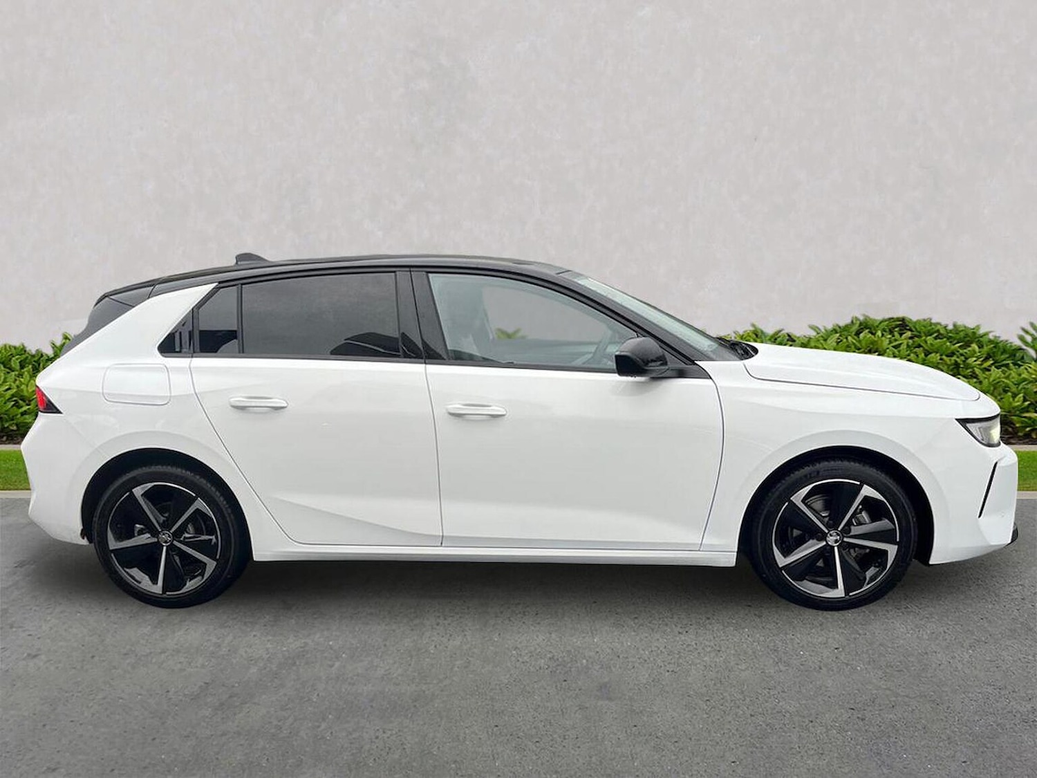 Used Vauxhall Astra 2025 for sale - 76547694: Photo 3