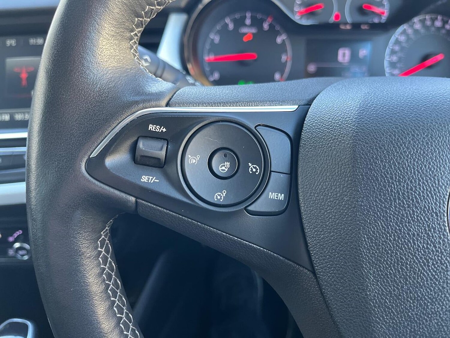 Used Vauxhall Crossland 2021 for sale - 76651235: Photo 24