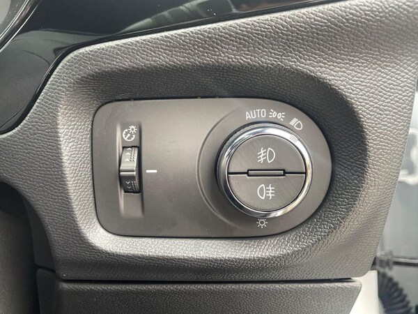 Used Vauxhall Corsa 2023 for sale - 76142983: Photo 22