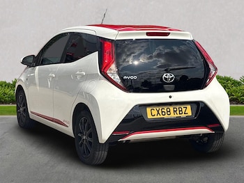 Used Toyota AYGO 2018 for sale - 75517979: Photo