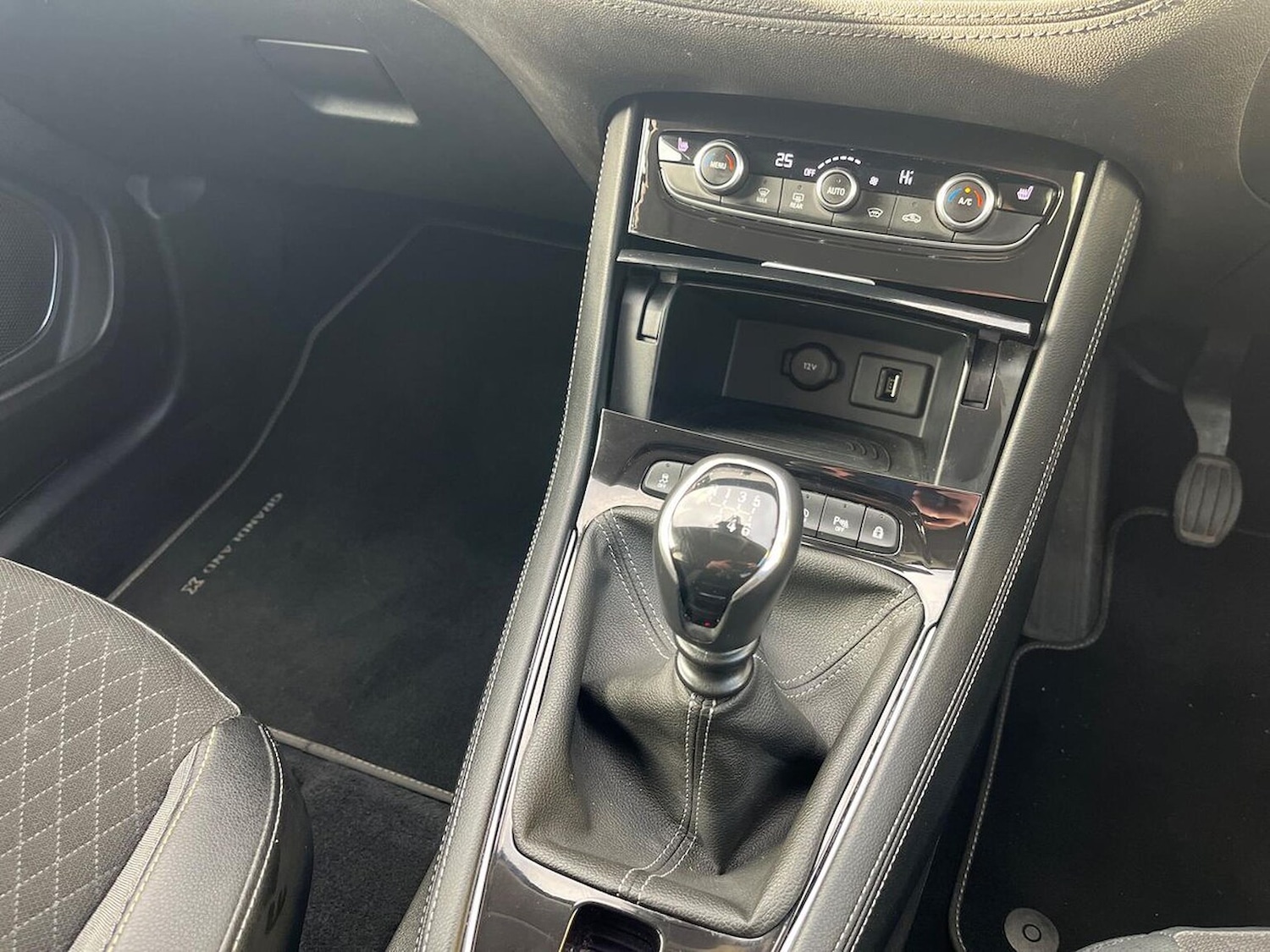 Used Vauxhall Grandland X 2018 for sale - 76627948: Photo 13