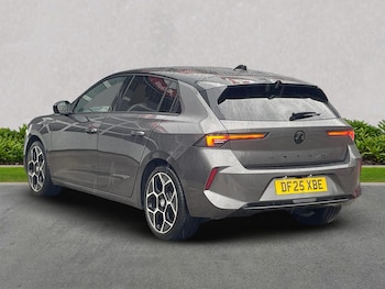 Used Vauxhall Astra 2025 for sale - 75962477: Photo