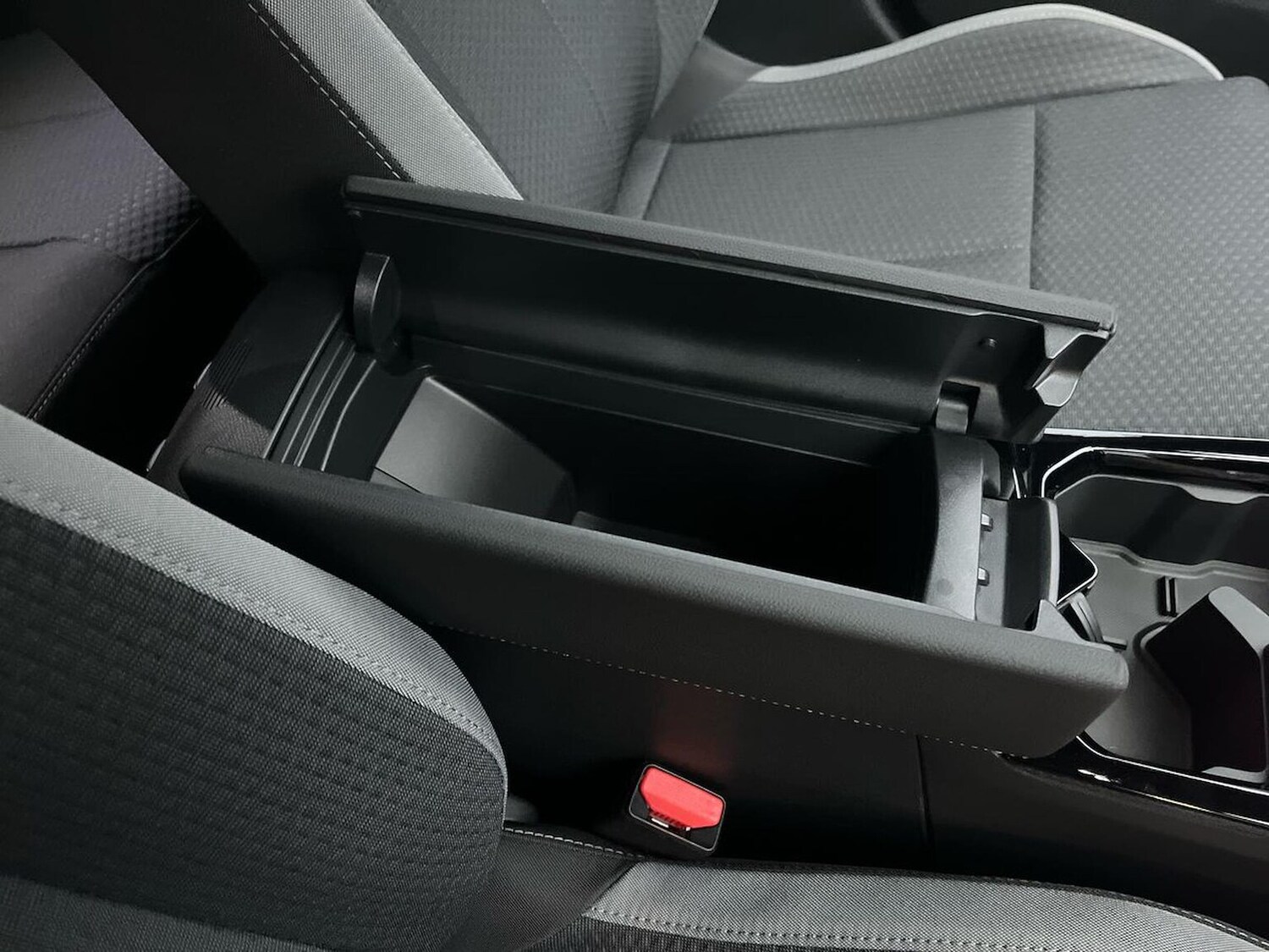 Used Vauxhall Astra 2025 for sale - 76554229: Photo 42