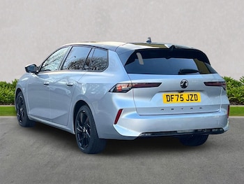 Used Vauxhall Astra 2025 for sale - 77008294: Photo