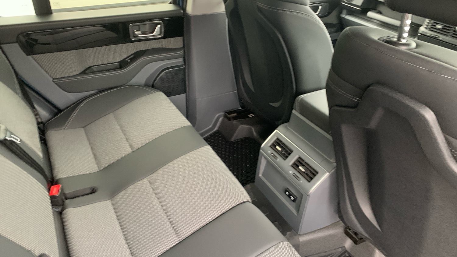 Used INEOS Grenadier 2023 for sale - 76951298: Photo 17