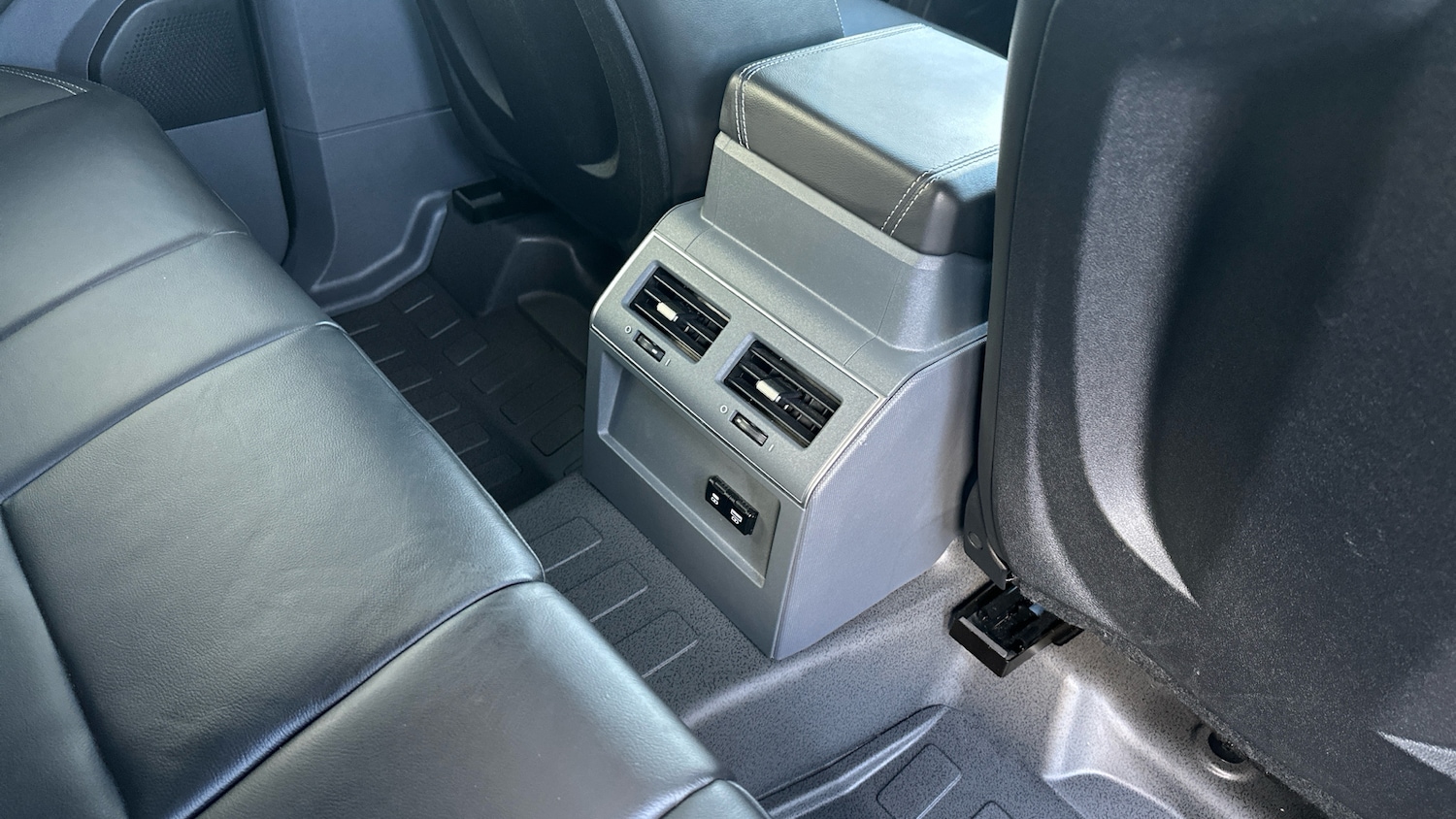 Used INEOS Grenadier 2024 for sale - 76334922: Photo 17