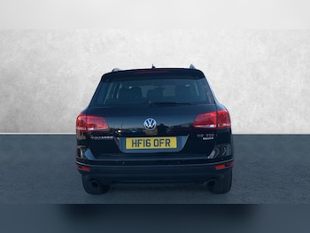 Used Volkswagen Touareg 2016 for sale - 76198013: Photo 4