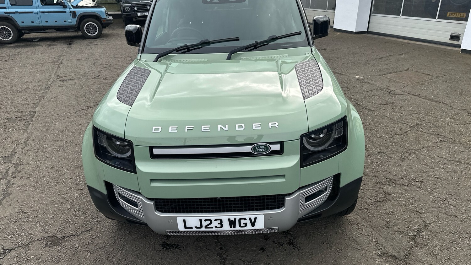 Used Land Rover Defender 2023 for sale - 77643505: Photo 10