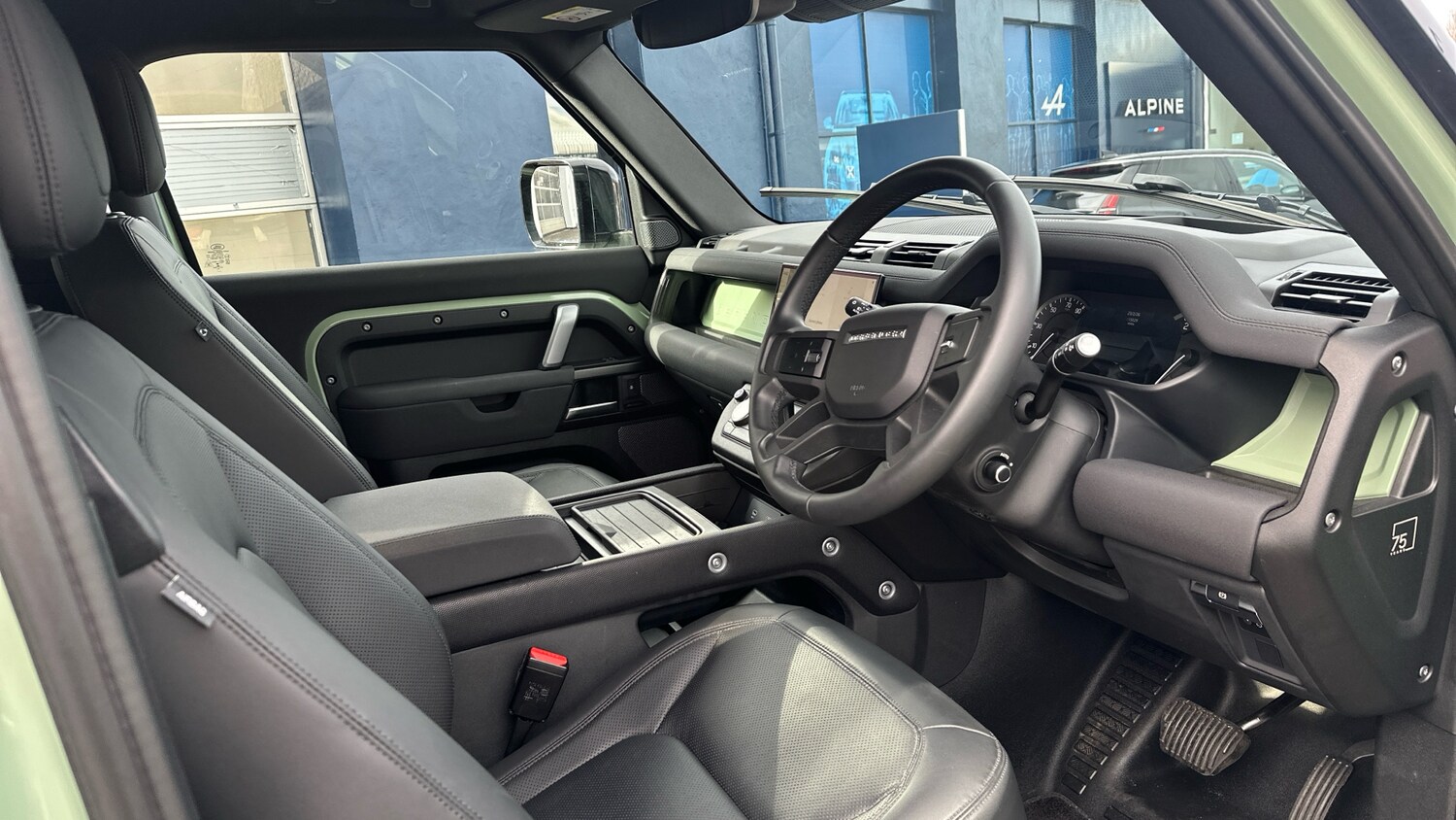 Used Land Rover Defender 2023 for sale - 77643505: Photo 13