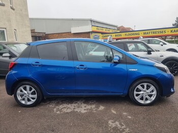 Used Toyota Yaris 2015 for sale - 77658563: Photo