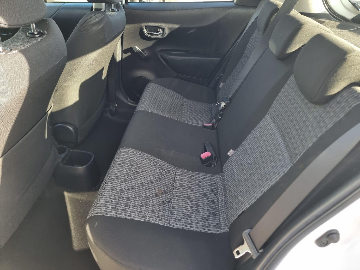 Used Toyota Yaris 2013 for sale - 77657462: Photo 14