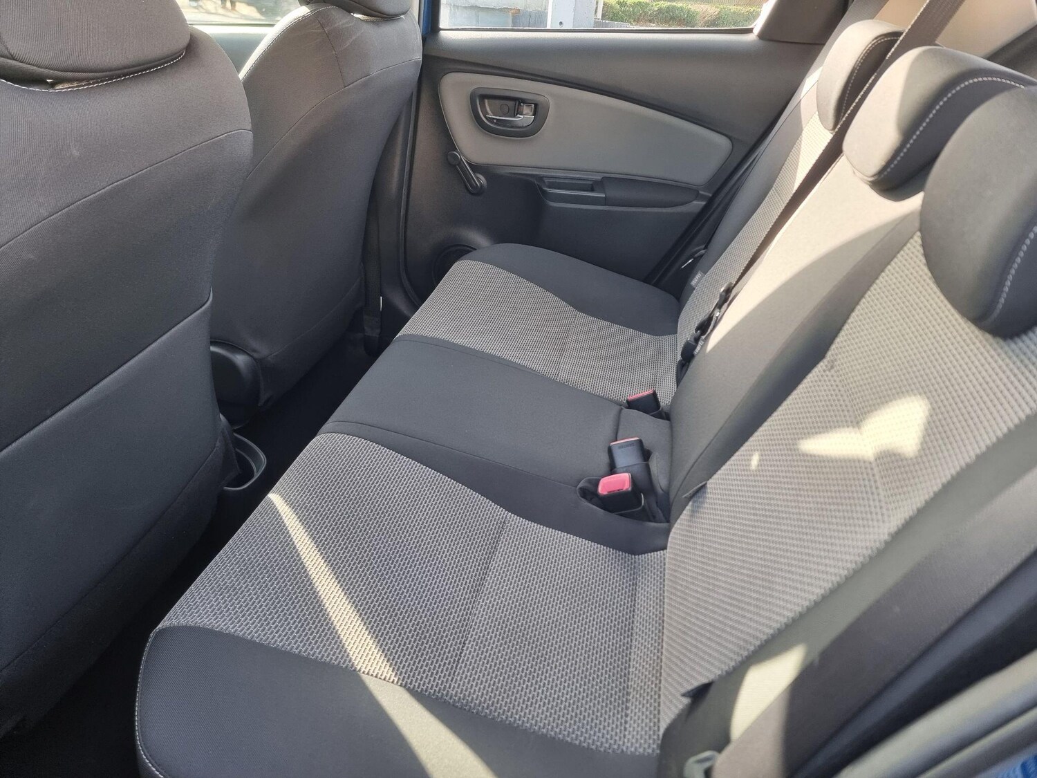 Used Toyota Yaris 2015 for sale - 77411398: Photo 22