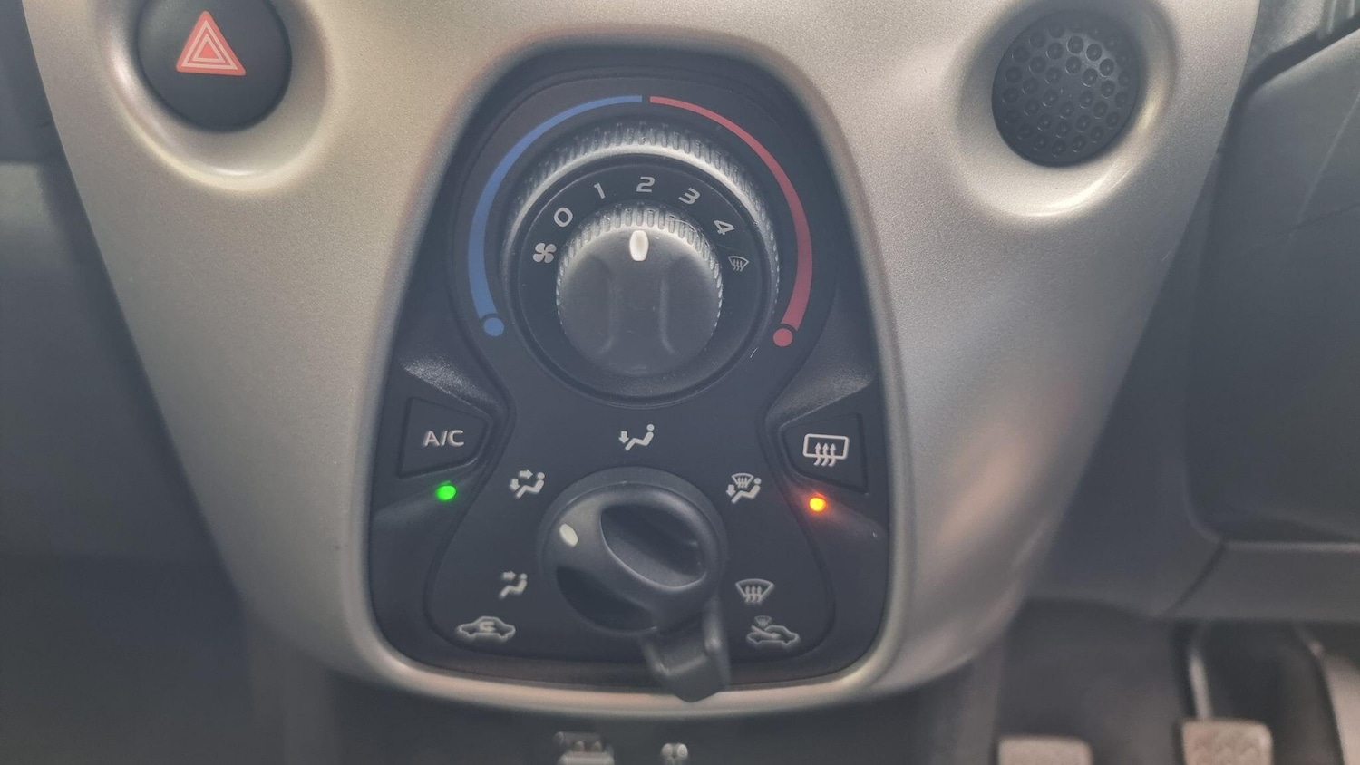 Used Toyota AYGO 2016 for sale - 75953787: Photo 14