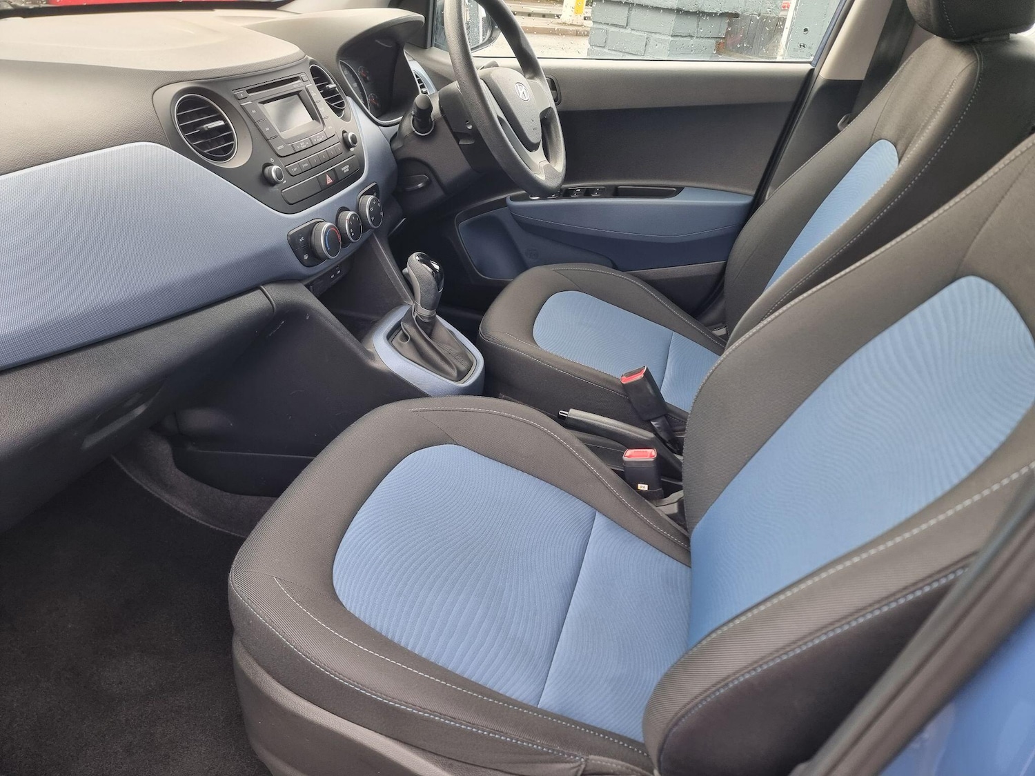 Used Hyundai i10 2015 for sale - 77267306: Photo 16