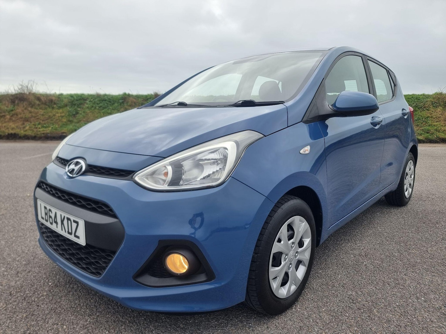Used Hyundai i10 2015 for sale - 77267306: Photo 3
