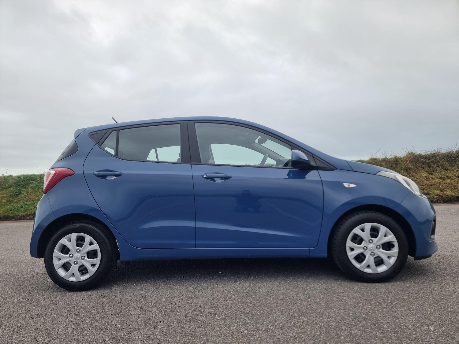 Used Hyundai i10 2015 for sale - 77267306: Photo 6