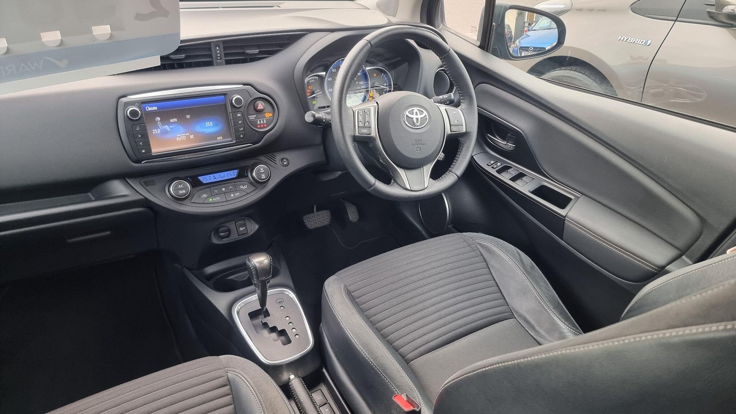Used Toyota Yaris 2015 for sale - 76199893: Photo 10