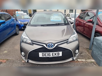 Used Toyota Yaris 2016 for sale - 76226982: Photo 3