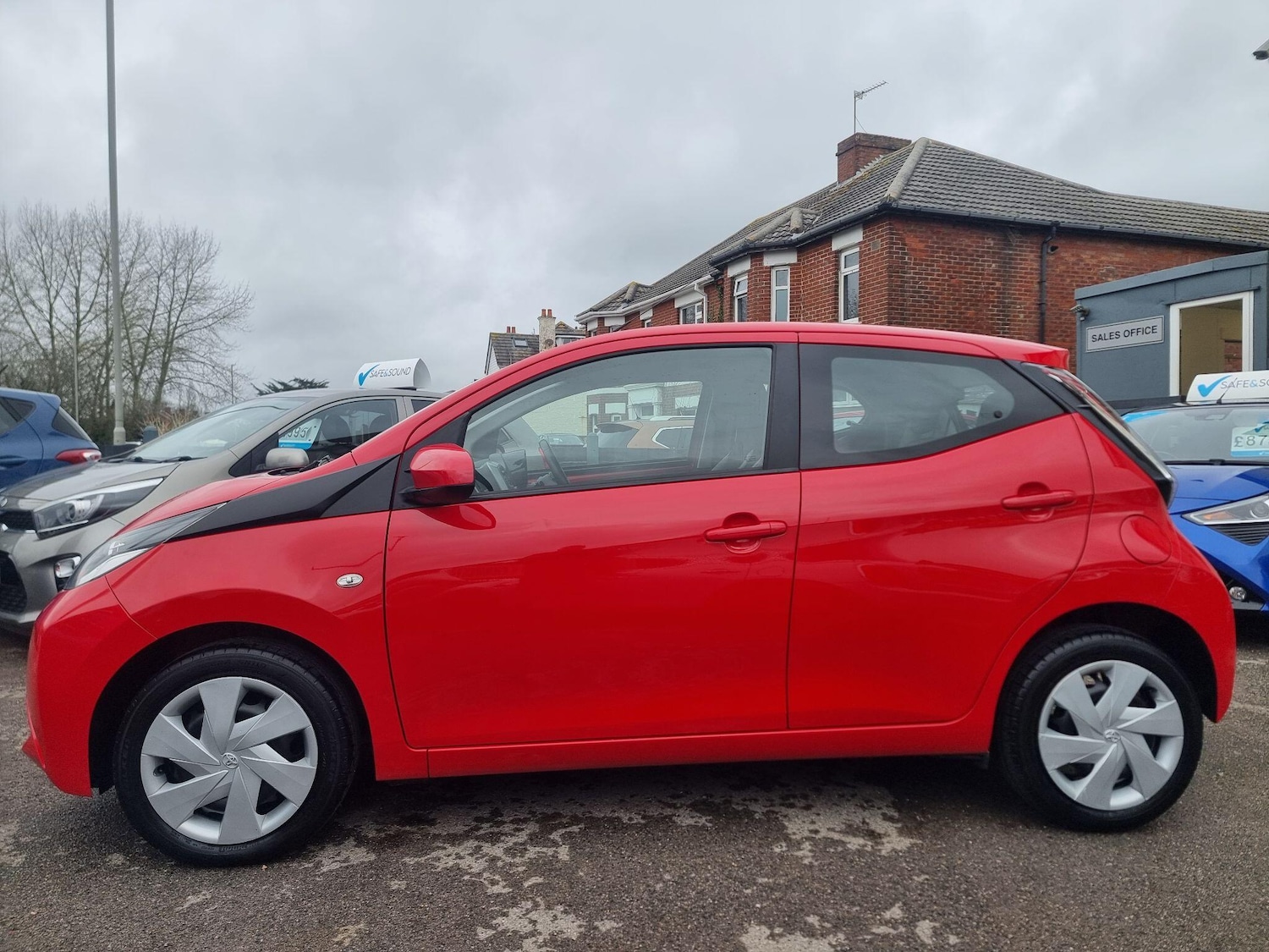 Used Toyota AYGO 2017 for sale - 77646270: Photo 5