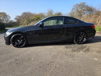 Used BMW 3 Series 2010 for sale - 77743477: Photo