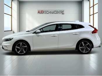 Used Volvo V40 2015 for sale - 78525721: Photo