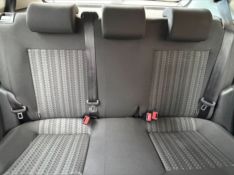 Used Volkswagen Polo 2015 for sale - 76896547: Photo 20