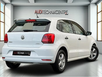 Used Volkswagen Polo 2015 for sale - 76896547: Photo