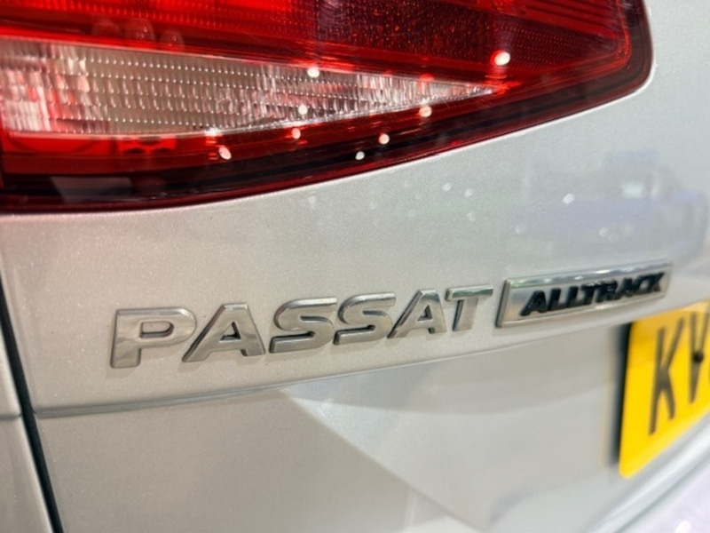 Used Volkswagen Passat for sale - 78197487: Photo 14