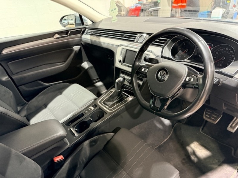 Used Volkswagen Passat for sale - 78197487: Photo 24