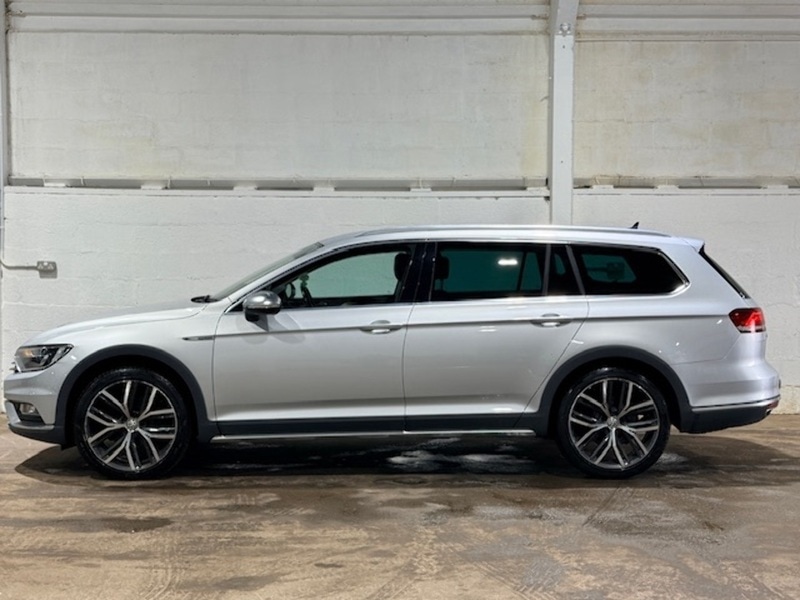 Used Volkswagen Passat for sale - 78197487: Photo 28