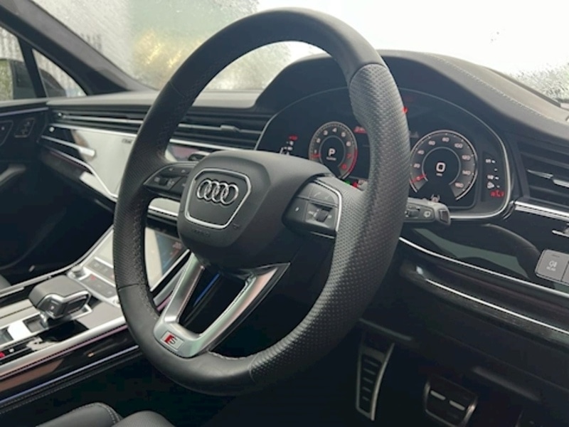 Used Audi Q7 2023 for sale - 76962799: Photo 14