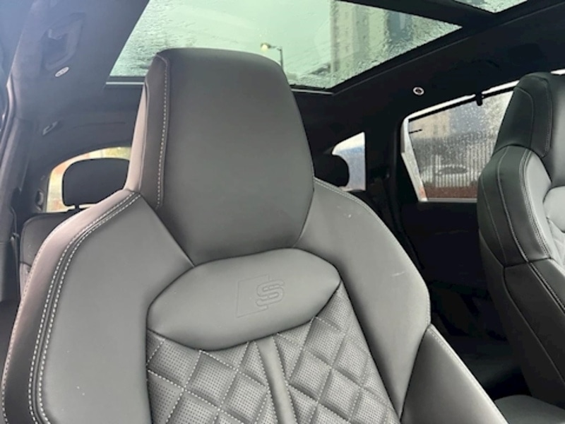 Used Audi Q7 2023 for sale - 76962799: Photo 15