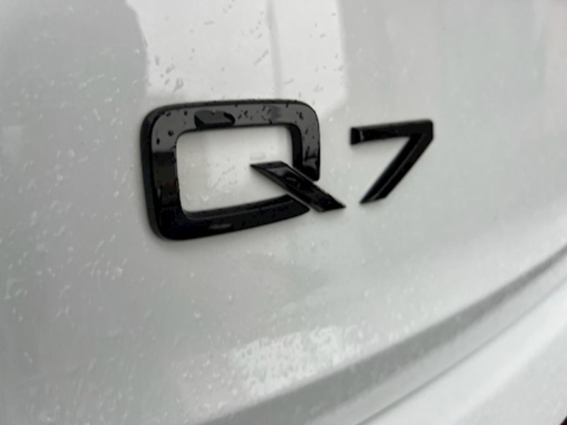 Used Audi Q7 2023 for sale - 76962799: Photo 16