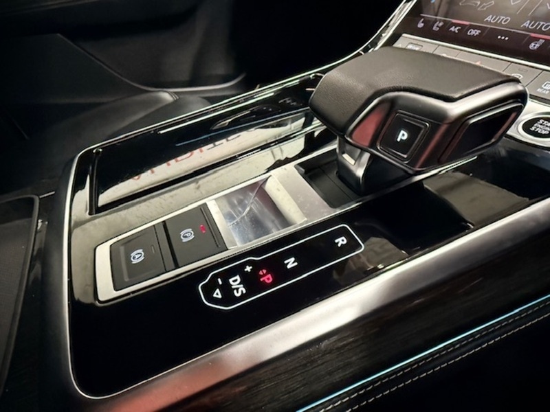 Used Audi Q7 2023 for sale - 76962799: Photo 23