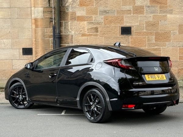 Used Honda Civic 2016 for sale - 76171097: Photo 24