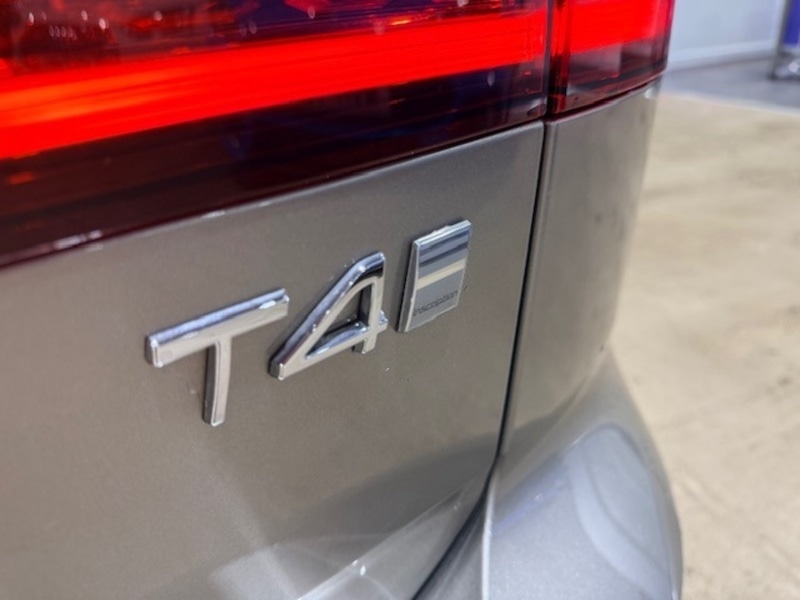 Used Volvo V60 2020 for sale - 77328741: Photo 11