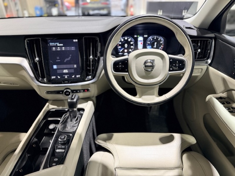 Used Volvo V60 2020 for sale - 77328741: Photo 13