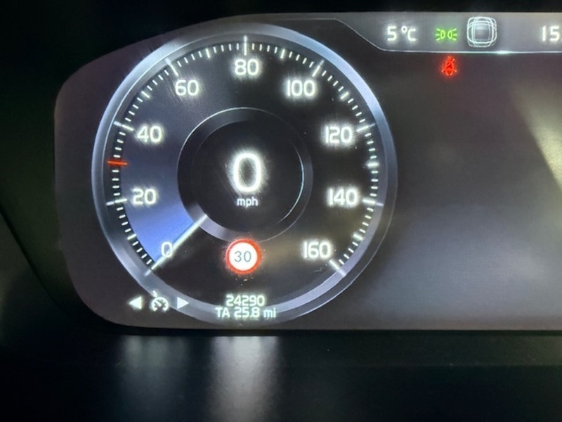 Used Volvo V60 2020 for sale - 77328741: Photo 24