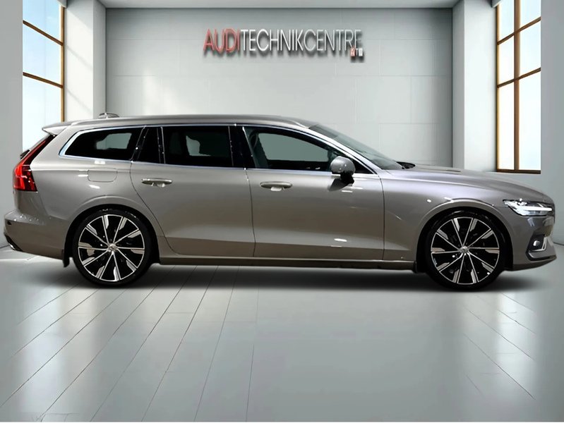 Used Volvo V60 2020 for sale - 77328741: Photo 3