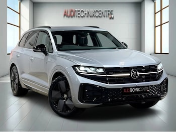 Used Volkswagen Touareg 2024 for sale - 77850870: Photo