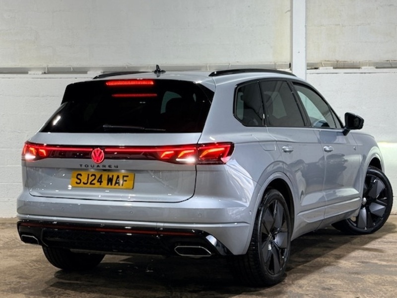 Used Volkswagen Touareg 2024 for sale - 77850870: Photo 40