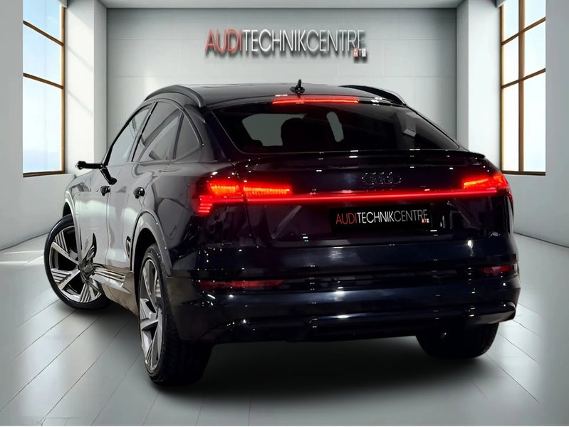 Used Audi e-tron 2022 for sale - 77906031: Photo 5