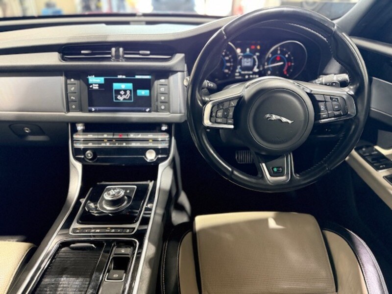 Used Jaguar XF 2017 for sale - 77968013: Photo 21