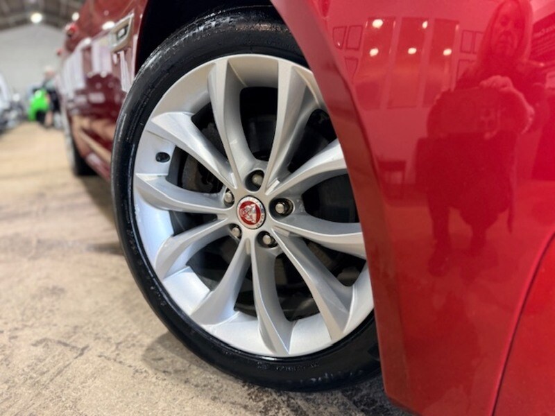 Used Jaguar XF 2017 for sale - 77968013: Photo 8