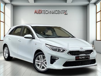 Used Kia Ceed 2020 for sale - 77027609: Photo