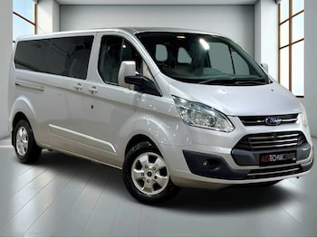 Used Ford Tourneo Custom 2017 for sale - 78927091: Photo