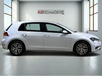 Used Volkswagen Golf 2017 for sale - 79043169: Photo